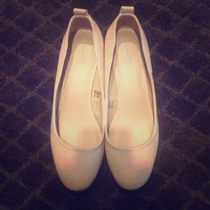 Universal Thread shoes